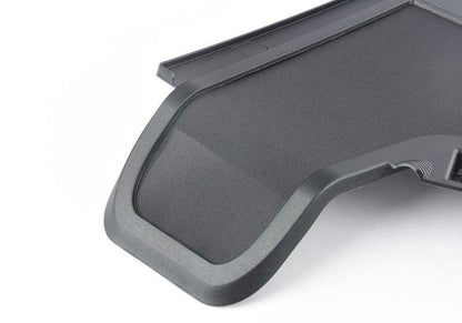 "Tampa superior esquerda OEM 51747333879 para BMW i3 (i01). BMW original."