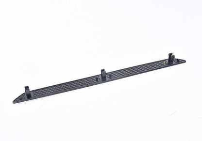 Protector de entrada delantero OEM 51477370423 para BMW F15, F16. Original BMW.