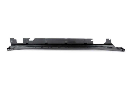 Embellecedor lateral izquierdo OEM 51777403399 para BMW F48. Original BMW.