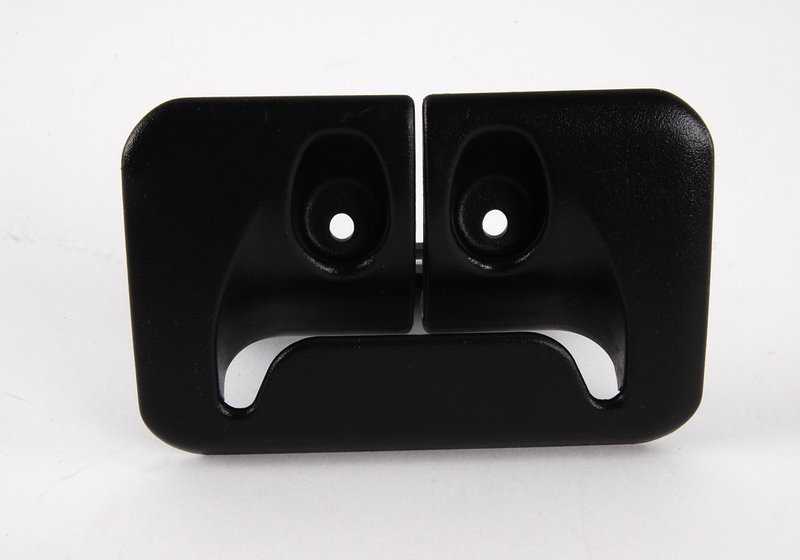 Embellecedor salida cinturón de seguridad OEM 52208267034 para BMW E46. Original BMW.