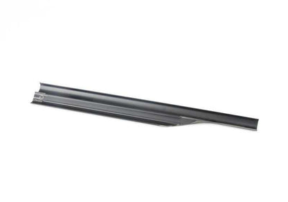 Embellédor Entrée de porte arrière gauche OEM 51478137315 pour BMW E34 518G, 518i. Pièce BMW originale. Idéal pour remplacer le moulage latéral intérieur usé. Couleur anthracite