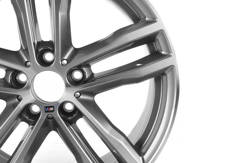 Llantas de aleación M Doble Radio 704 OEM 36118043650 para BMW F30. 19 pulgadas, color ferricgrey bicolor brillante. Original BMW.
