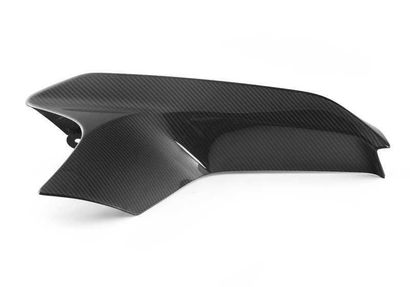 Splitter delantero M Performance en carbono OEM 51192449921 para BMW F90 M5 {JF01, JF02, JF03} (2017–2020). Mejora estética y aerodinámica. Solo compatible con spoiler trasero. Original BMW.