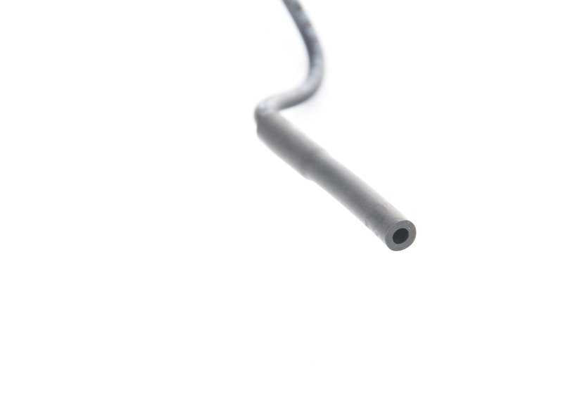 Tubo de vacío para BMW Serie 5 E39 (OEM 13531407568). Original BMW.