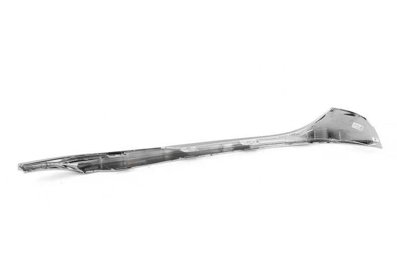 Moldura parachoques delantera superior derecha OEM 51117369894 para BMW Serie 7 G11, G12 (2015–2019). Original BMW.