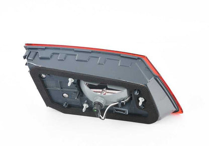 Piloto trasero del portón trasero derecho para BMW Serie 5 F90, G30 (OEM 63217376476). Original BMW.