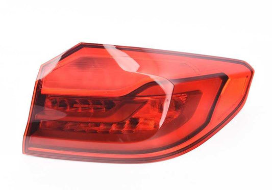 Piloto trasero derecho OEM 63217376470 para BMW G30, F90 (530e, 530i, 530i xDrive, 540d xDrive, 540i). Compatible con versiones automáticas y tracción total o trasera. Original BMW.