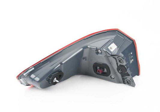 Piloto trasero derecho OEM 63217376470 para BMW G30, F90 (530e, 530i, 530i xDrive, 540d xDrive, 540i). Compatible con versiones automáticas y tracción total o trasera. Original BMW.