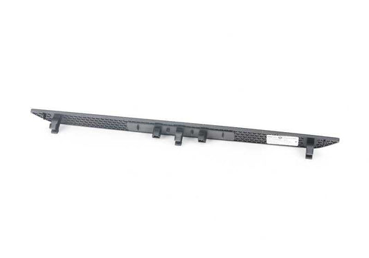 Embellecedor entrada delantera OEM 51477313144 para BMW F15 y F16. Compatible con modelos X5 y X6. Pieza original BMW.