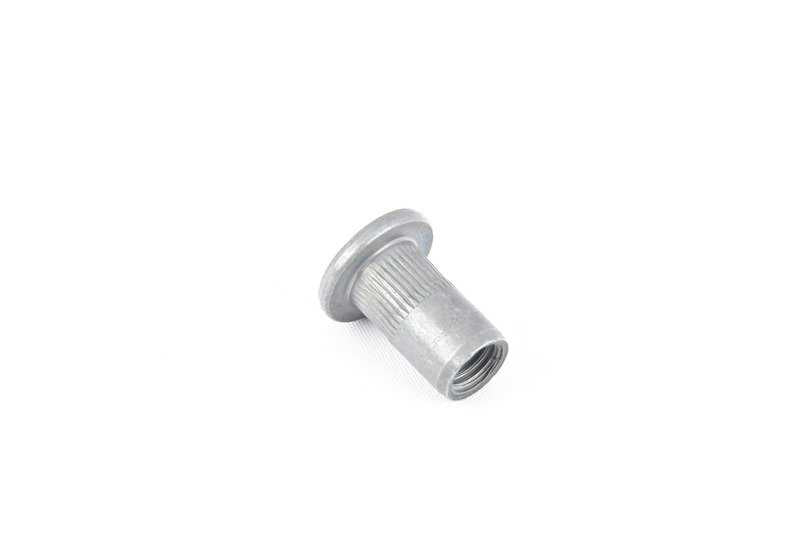 Tuerca remachable de cabeza plana OEM 07146975569 para BMW F80, F01, F02, F04, E70, E71, E72. Original BMW.