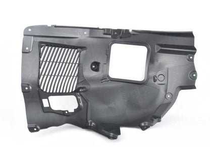 Protector paso de rueda delantero izquierdo OEM 51718060079 para BMW F90. Original BMW.