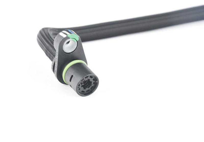 Tubo de ventilación del motor OEM 11158645343 para BMW F20, F21, F22, F23, F30, F31, F34, F35, G20, F32, F33, F36, G22, G26, G30, G31, G38, G32, G11, G12, G01, G08, G02. Original BMW.
