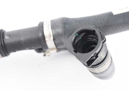 Tubo del intercooler OEM 17128677245 para BMW F20, F21, F22, F23, F30, F31, F34, F35, F32, F33, F36. Original BMW.