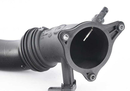 Conducto de admisión de aire OEM 13718601683 para BMW F20, F21, F22, F23, G42, F30, F31, F34, G20, G21, G28, F32, F33, F36, G22, G23, G26, G30, G31, G32, G11, G12, G01, G08, G02, G05, G18, G06, G29. Original BMW.