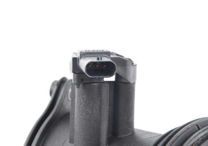 Conducto de admisión de aire OEM 13718601683 para BMW F20, F21, F22, F23, G42, F30, F31, F34, G20, G21, G28, F32, F33, F36, G22, G23, G26, G30, G31, G32, G11, G12, G01, G08, G02, G05, G18, G06, G29. Original BMW.