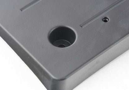 OEM -Registrierungsunterstützung 51117295972 für BMW F34 318d. Kompatibel mit Modellen zwischen 2013 und 2020. Original BMW.