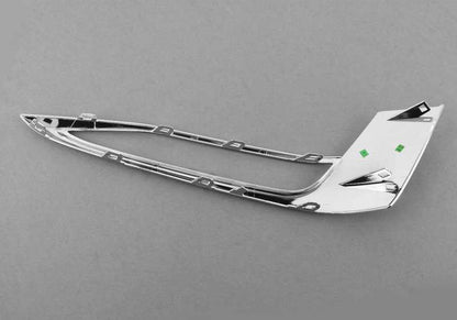 Moldura decorativa izquierda OEM 51117385283 para BMW G30, G31. Original BMW.