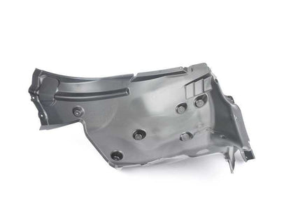 Cubierta paso de rueda delantera izquierda OEM 51718060081 para BMW F90. Original BMW.