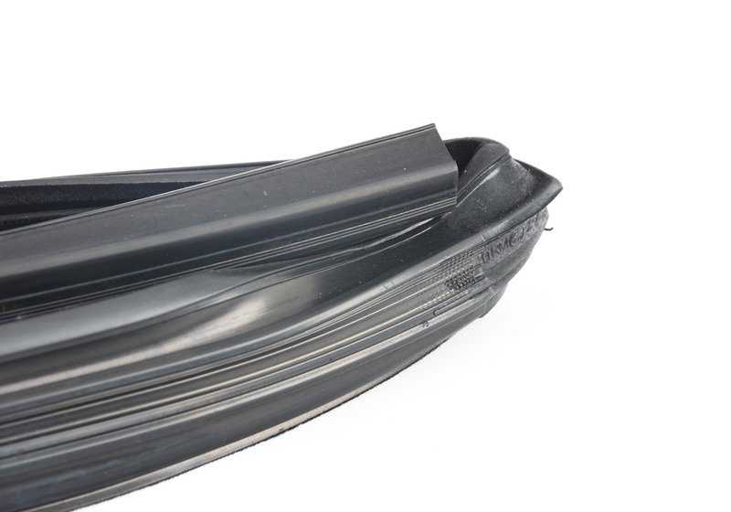 Guía del cristal de la ventanilla trasera izquierda OEM 51328125761 para BMW E38. Original BMW.