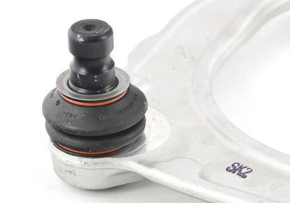 Brazos de suspensión delanteros superiores con corrección de caída derecha OEM 31126790976 para BMW E70, E71. Original BMW.