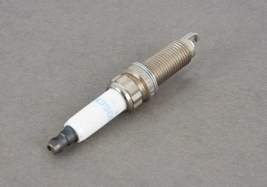 Bouche d'allumage d'allumage à haute puissance 12120040581 pour BMW F07, F10, F11, F06, F12, F13, F01, F02, F15, F16. BMW d'origine.