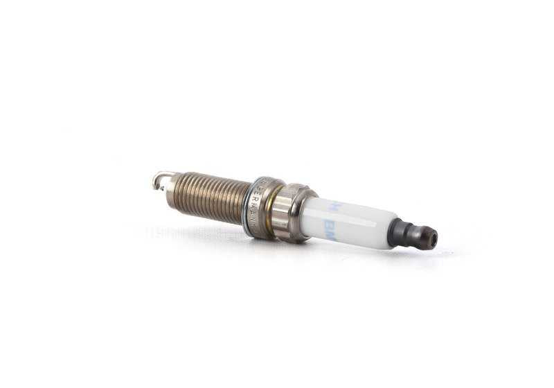 Bouche d'allumage d'allumage à haute puissance 12120040581 pour BMW F07, F10, F11, F06, F12, F13, F01, F02, F15, F16. BMW d'origine.