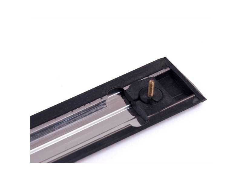 Moldura protector puerta delantera izquierda OEM 51131848303 para BMW E23. Original BMW.