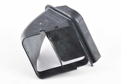 Conducto de calefacción para pies izquierdo OEM 64118362333 para BMW E39. Original BMW.