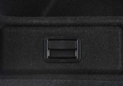 Guarnecido lateral izquierdo maletero OEM 51487246299 para BMW F30, F80. Pieza original BMW.