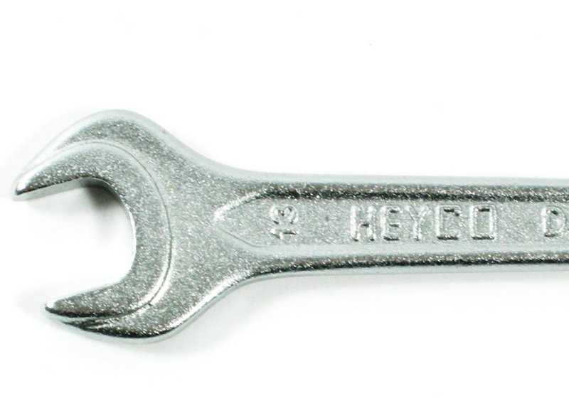 Llave fija doble 10-13 OEM 71111182747 para BMW {E81, E82, E87, E87N, E88, E36, E46, E90, E91, E92, E93, E60, E60N, E61, E61N, E66, E70, E70N, F15, F85, E71, E72, F16, F86, E85, E86} y MINI {R50, R52, R53, R55, R56, R57}. Original BMW y MINI.