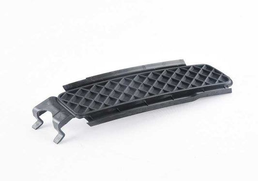 Tapa derecha para luz antiniebla OEM 51117166608 para BMW E82, E88. Original BMW.
