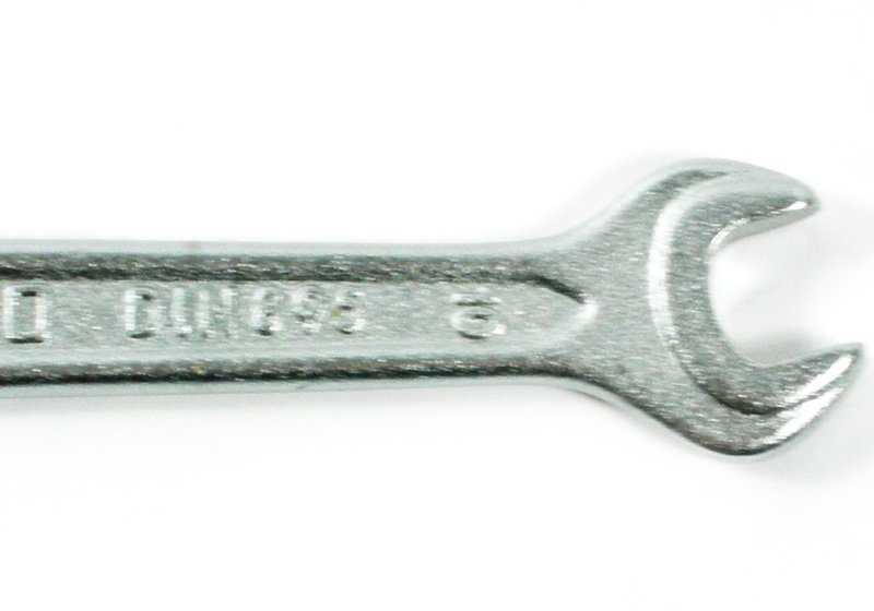 Llave fija doble 10-13 OEM 71111182747 para BMW {E81, E82, E87, E87N, E88, E36, E46, E90, E91, E92, E93, E60, E60N, E61, E61N, E66, E70, E70N, F15, F85, E71, E72, F16, F86, E85, E86} y MINI {R50, R52, R53, R55, R56, R57}. Original BMW y MINI.
