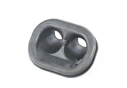 Tubo conector del radiador OEM 64118368531 para BMW E46. Original BMW.