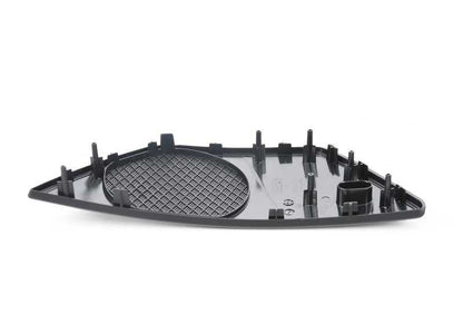 Tapa embellecedora altavoz derecho OEM 51417225978 para BMW F10, F11. Original BMW.