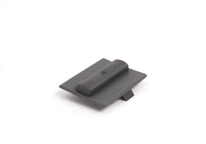 Couverture d'embellèse gris argenté 51168186615 pour la série BMW 5 E34. BMW d'origine.