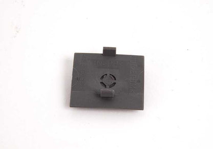 Couverture d'embellèse gris argenté 51168186615 pour la série BMW 5 E34. BMW d'origine.