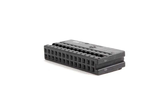Conector universal 26 pines OEM 61136913626 para BMW {E81, E82, E87, E87N, E88, F20, F20N, F21, F21N, E36, E46, E90, E90N, E91, E91N, E92, E92N, E93, E93N, F30, F30N, F31, F31N, F34, F34N, F35, F35N, F32, F32N, G26E, G26F, E34, E39, E60, E60N, E61, E