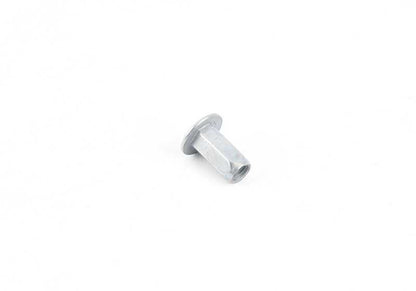 Tuerca remachable de cabeza plana OEM 07147284477 para BMW F10, F11, F18, F12, F01, F02. Original BMW.