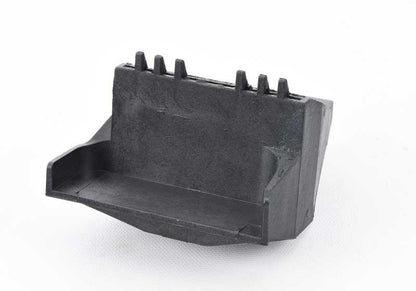 Soporte derecho OEM 17111737707 para BMW E39 y E38. Pieza original BMW.