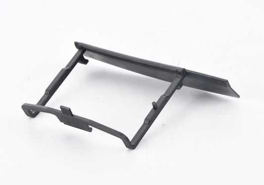 Protector lateral izquierdo OEM 66326782359 para BMW Serie 5 F10 (518d, 520d) con motores N47T y B47O. Compatible con modelos entre 07/2013 y 10/2016. Original BMW.