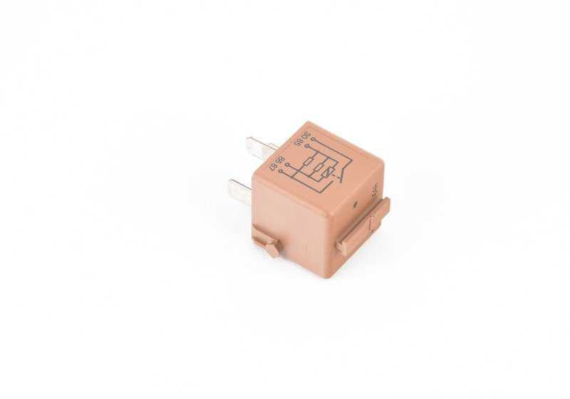 Relè marrone OEM 61311388729 per BMW E32, E34. Sostituzione BMW originale.
