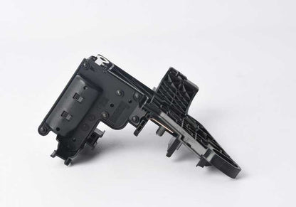 Punto de arranque auxiliar OEM 61149356159 para BMW F20, F21, F22, F87, F30, F34, F80, F32, F33, F36, F82, F83. Pieza original BMW.