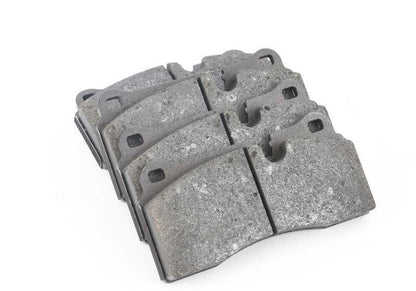 Juego de pastillas de freno traseras sin asbesto OEM 34218009753 para BMW F82 M4. Original BMW.