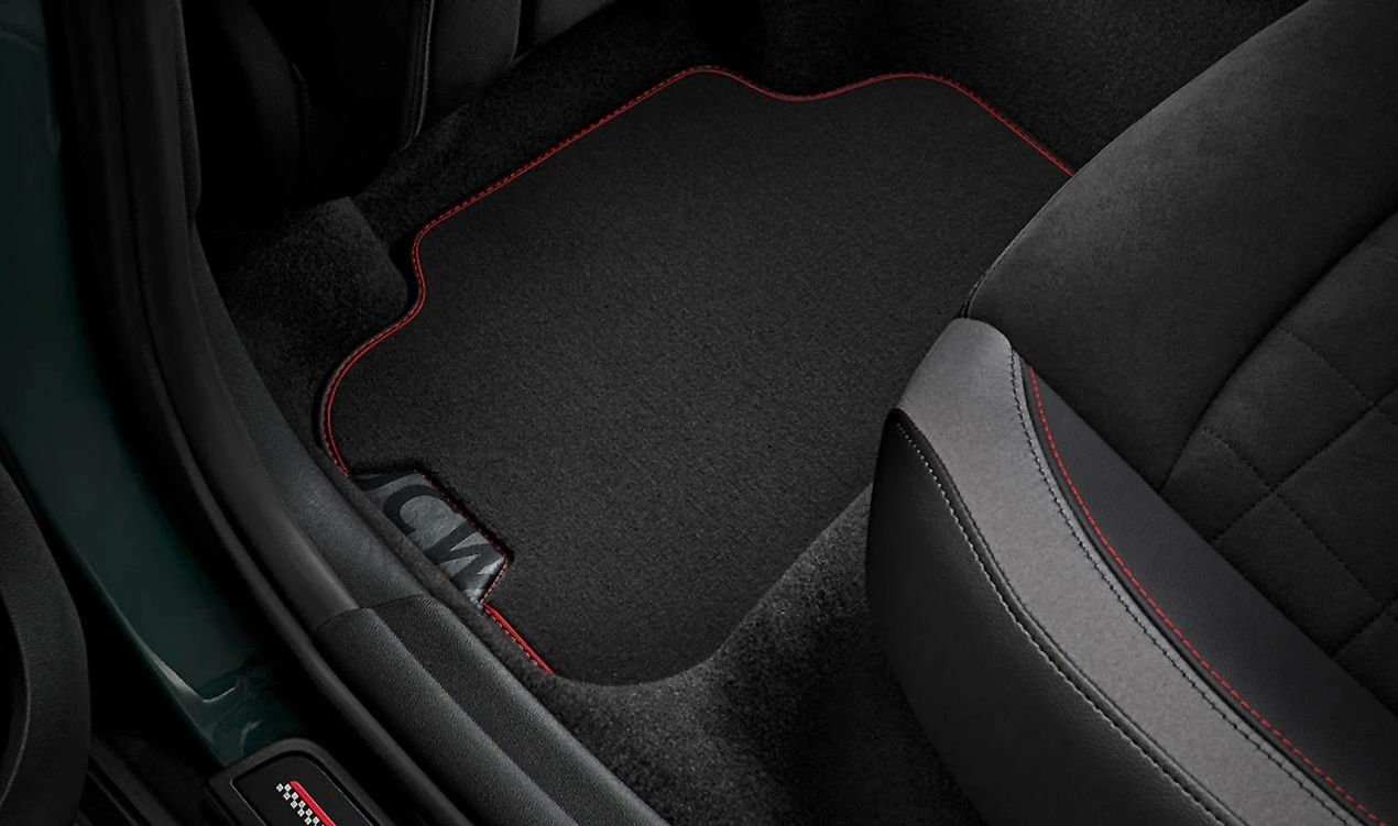 Alfombrillas textiles traseras JCW OEM 51472469129 para MINI Cabrio F57, F67, F57 LCI. Original MINI.
