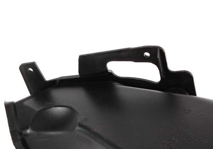 Conducto de aire freno delantero izquierdo OEM 51717893129 para BMW E46 316Ci, 318Ci. Mejora la refrigeración del sistema de frenos. Pieza original BMW.