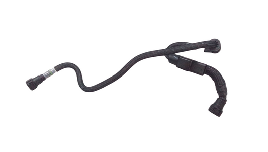Tubería de alimentación de combustible OEM 13538575467 para BMW F10, F11. Original BMW.
