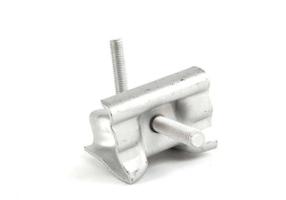 Support d'échappement arrière droit OEM 18211704242 pour BMW E38 730i, 735i (modèles de moteur M60 et M62, changement manuel et automatique). BMW d'origine.