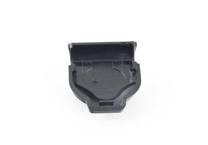 Ringos anel de amarração para BMW F20, F21, F40 Série 1, F22, F23, F44 Série 2, F30, F31, F34, F35, F80 Série 3, F32, F36, F82 Série 4, G31 Series 5, i01 Series i, F48 Série X1, F39 Série X2, Mini F54, F55, F56, F60 (OEM 51477274764). BMW original