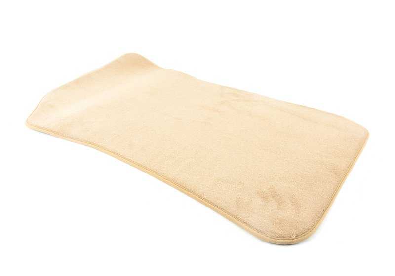 Beige carpets OEM 51477316631 for BMW X1 E84 with XDrive. Complete game (front and rear). Original BMW.
