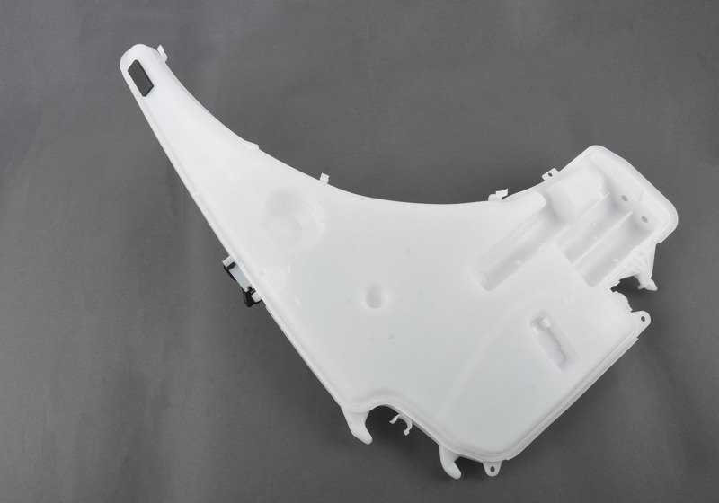 Windscreen Washer Reservoir for BMW E81, E87, E91, E84 (OEM 61677238667). Original BMW